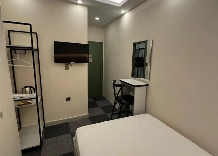 Grand Rafinn Boutique Hotel