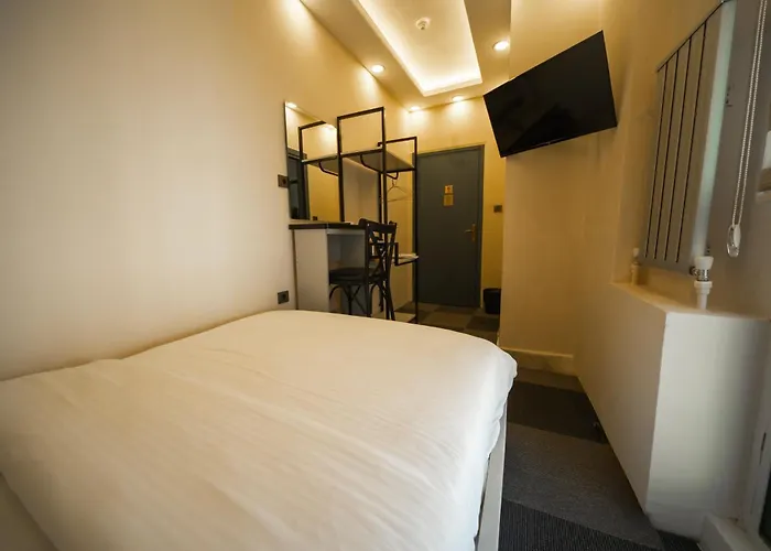 Grand Rafinn Boutique Hotel