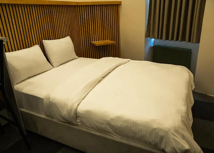 Grand Rafinn Boutique Hotel *