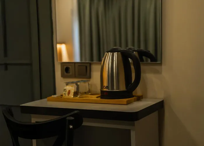 Grand Rafinn Boutique *